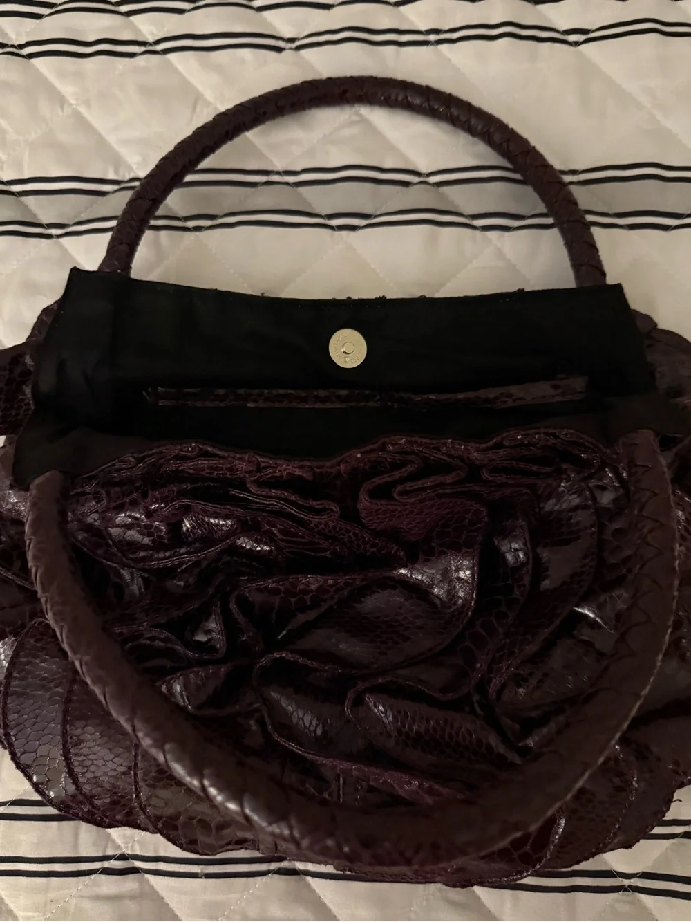 SR Squared by Sondra Roberts Layered Snakeskin textured handbag EUC purple
